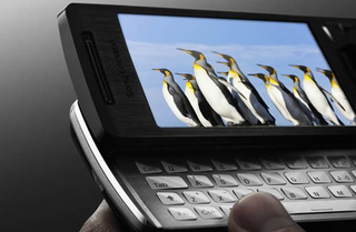 Illustration for article titled XPERIA X1 Hiptop Killer: Sony Ericsson's First Video Plus Gallery